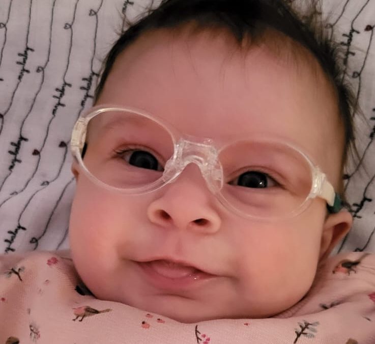 Early near-vision glasses could improve visual development in vulnerable infants, study suggests